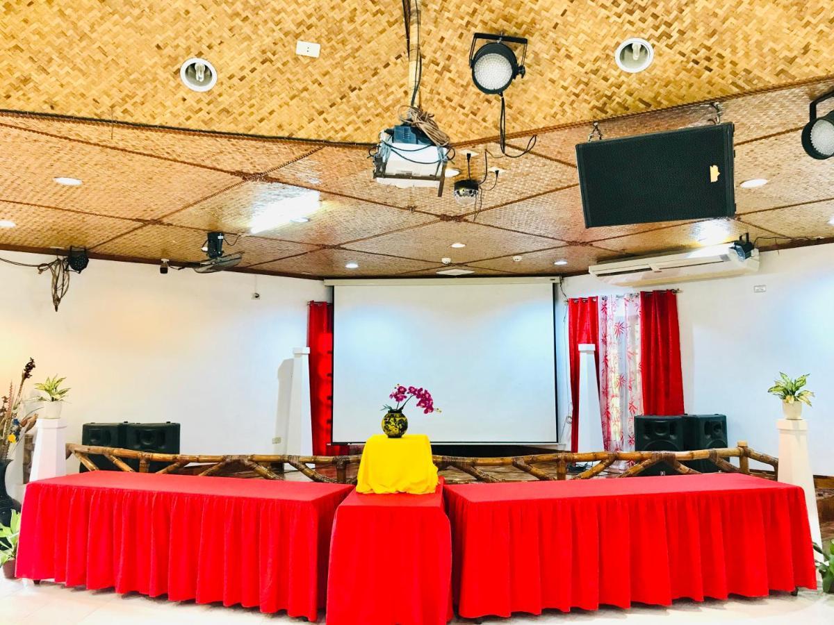 Dolce Vita Hotel Puerto Princesa Екстер'єр фото