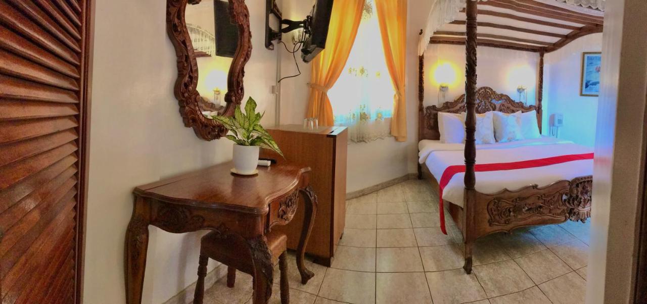 Dolce Vita Hotel Puerto Princesa Екстер'єр фото