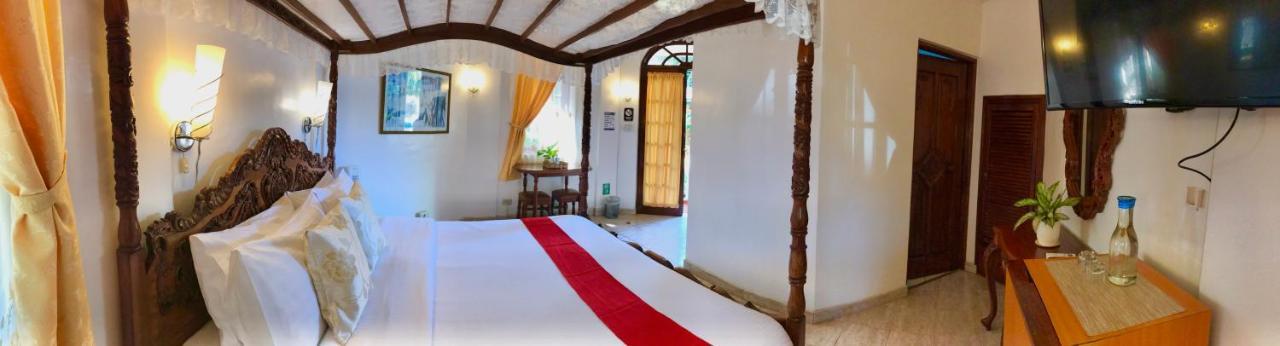 Dolce Vita Hotel Puerto Princesa Екстер'єр фото