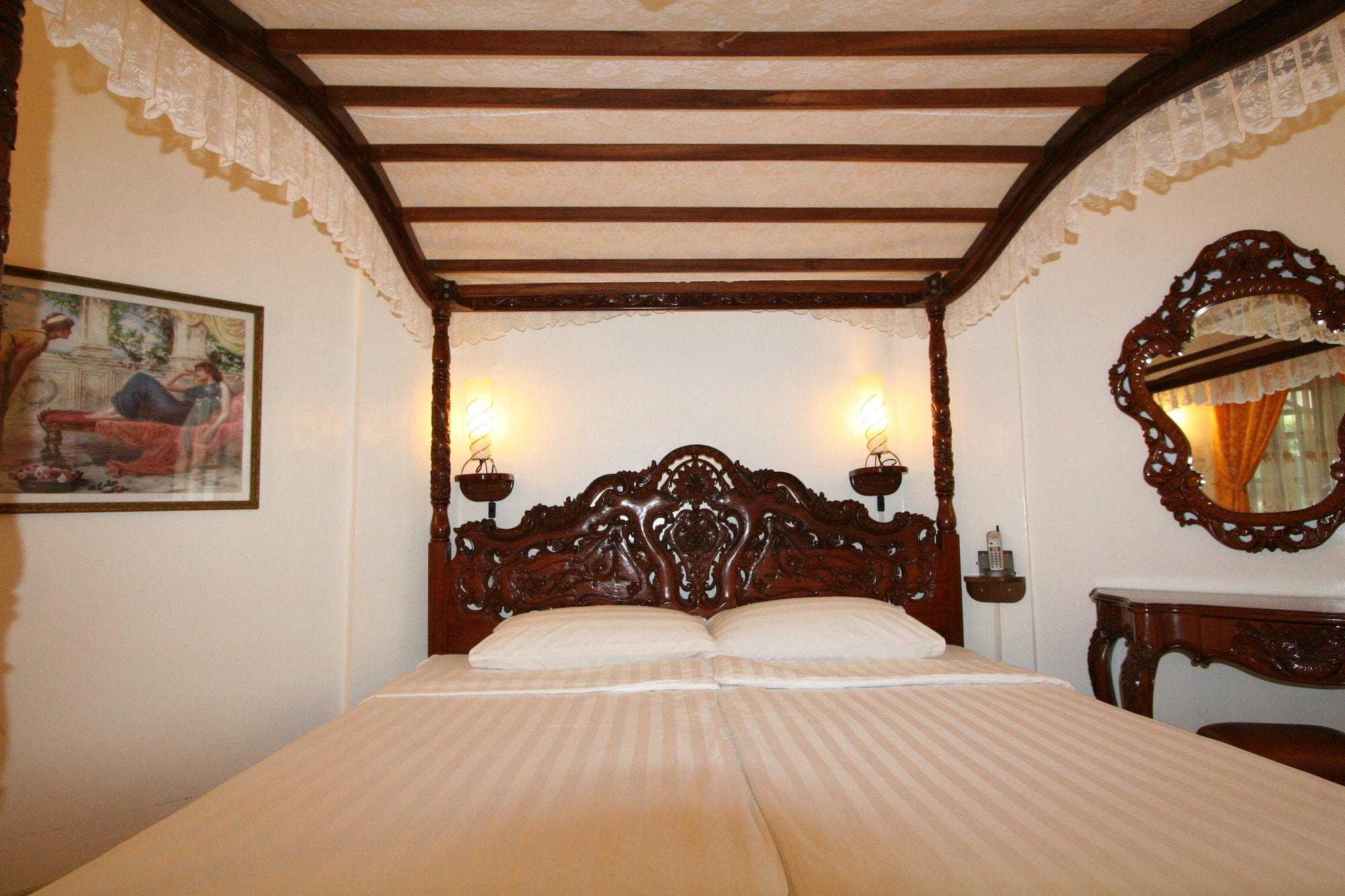 Dolce Vita Hotel Puerto Princesa Екстер'єр фото