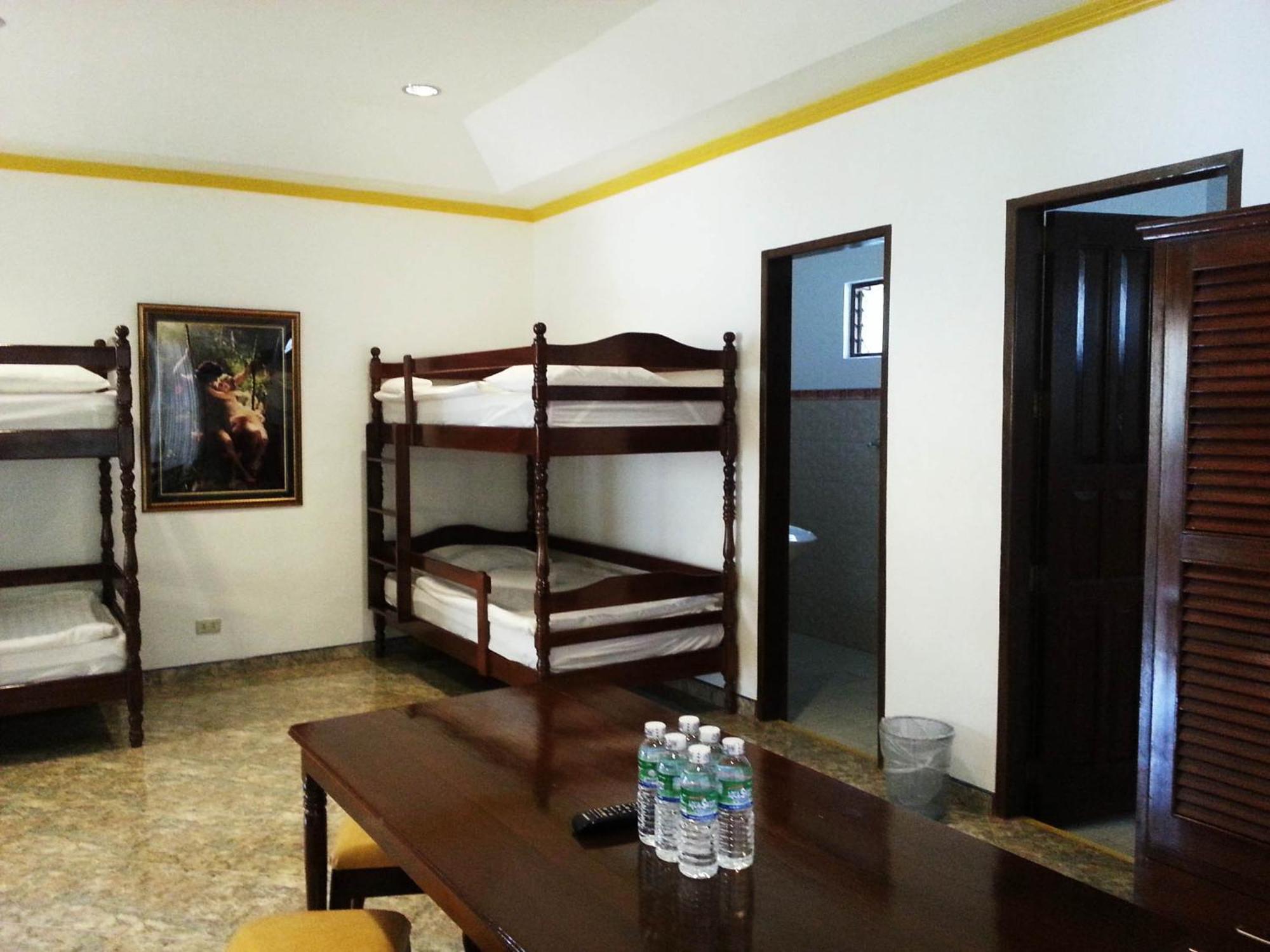 Dolce Vita Hotel Puerto Princesa Екстер'єр фото